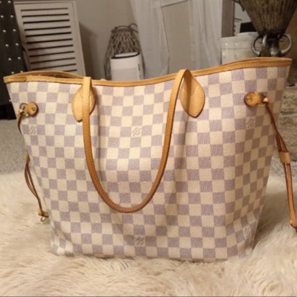 Authentic Louis Vuitton Neverfull MM Azur Tote